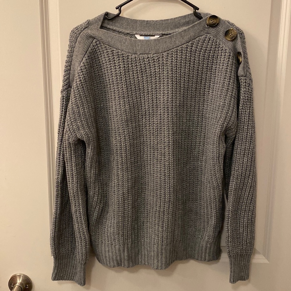 Button sleeve sweater size medium